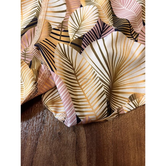 Malo Republic Running Short Women’s Run The World Short Golden Hour XS Palm Leaf - Picture 7 of 8